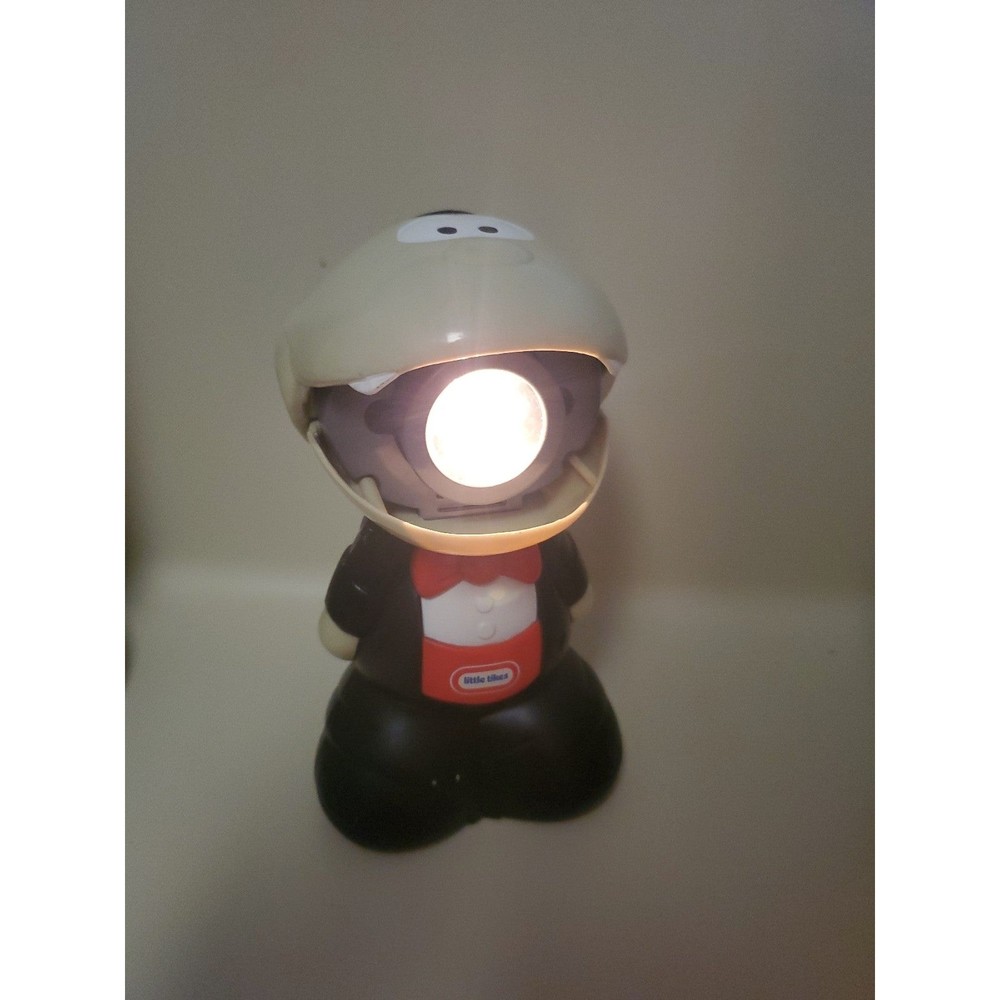 Little Tikes Dracula Laughing Flashlight Vintage - Picture 2 of 7